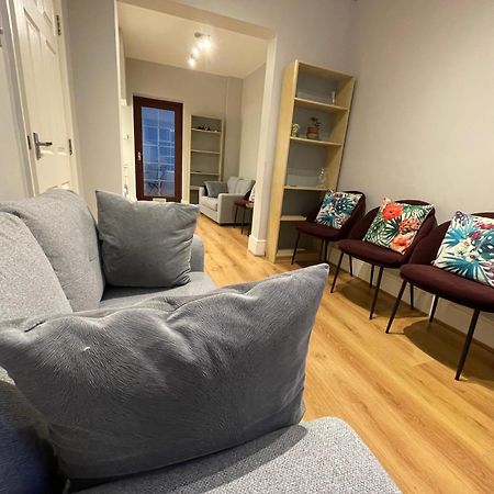 Charming 4 Bed Town House With Roof Terrace Βίλα Λονδίνο Εξωτερικό φωτογραφία