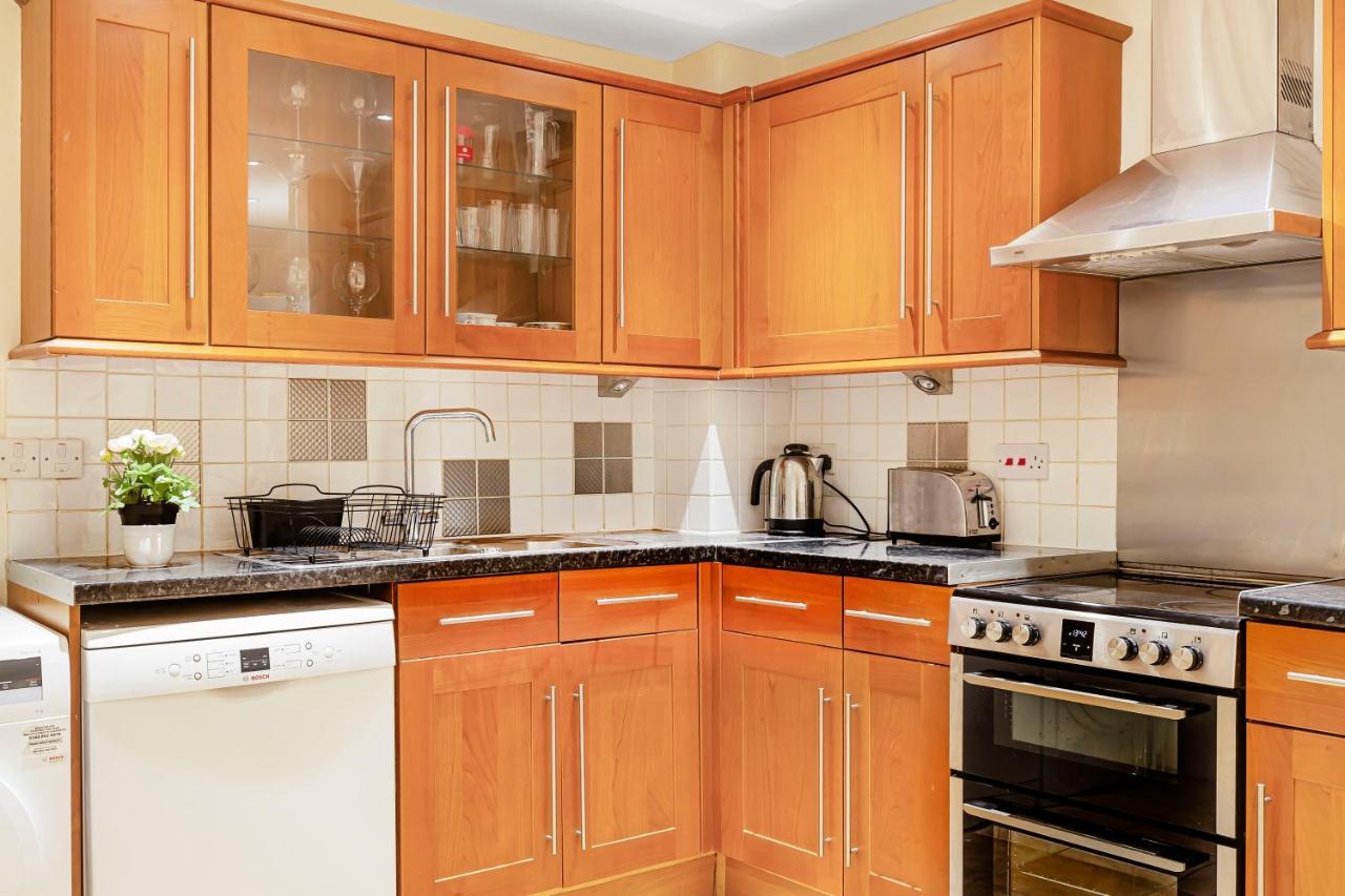 Charming 4 Bed Town House With Roof Terrace Βίλα Λονδίνο Εξωτερικό φωτογραφία
